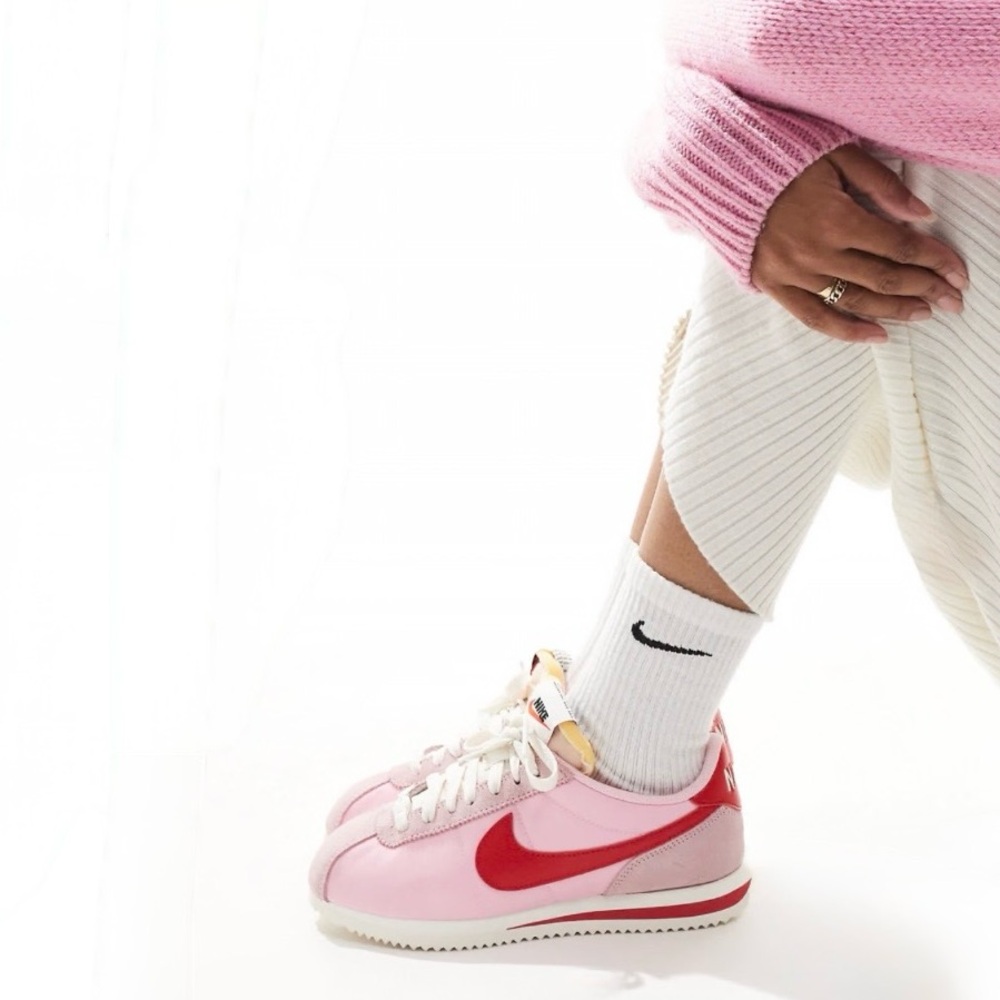 NIKE, Women's Cortez TXT "Medium Soft Pink/Sail" Sneakers, Size 7.5 Medium, NWOB - Picture 5 of 16